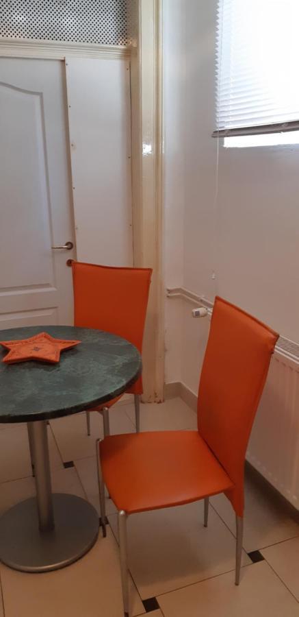 Apartments Olivia พูลา ภายนอก รูปภาพ